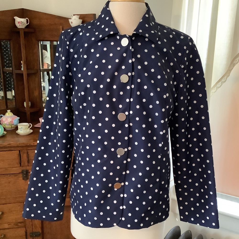 Chicos snap front jacket top